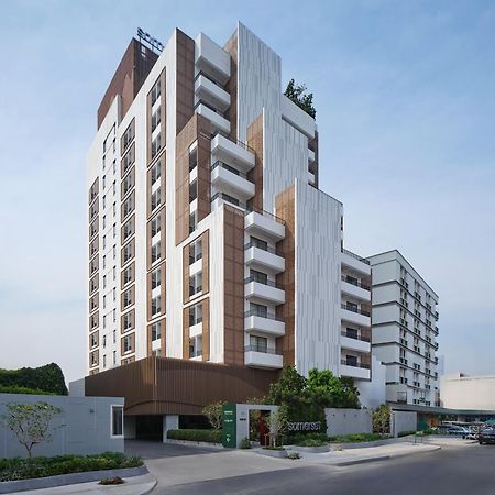 Somerset Sukhumvit 71 Бангкок Екстер'єр фото