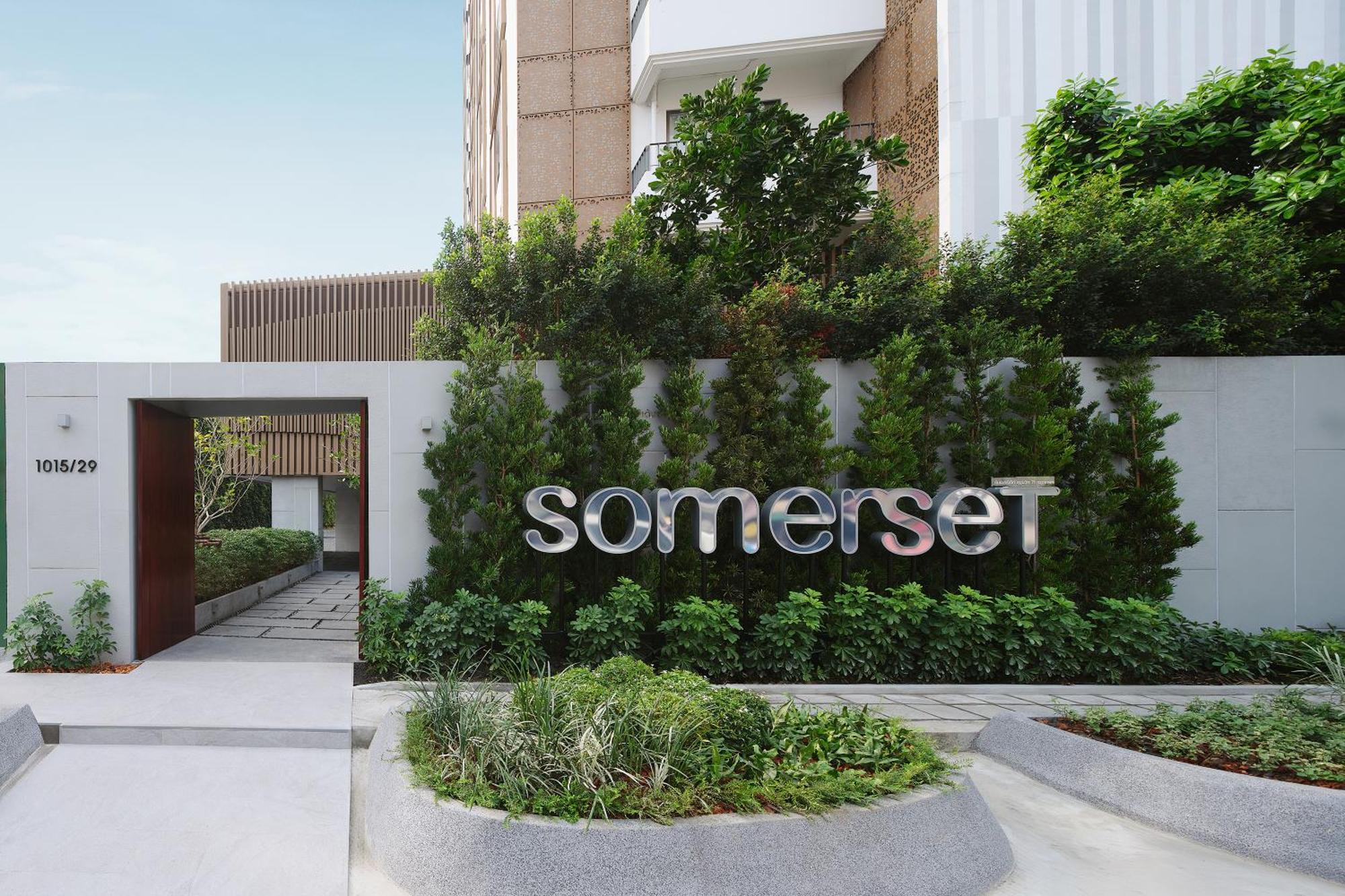 Somerset Sukhumvit 71 Бангкок Екстер'єр фото
